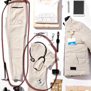 Figs x Star Wars Women's Scrubs (Jogger Pants + Scrub Top)
